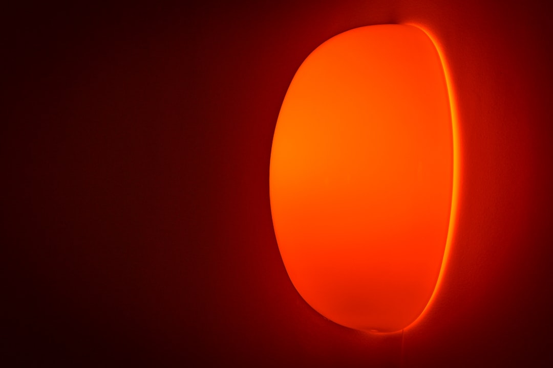 Photo wall lighting fixture